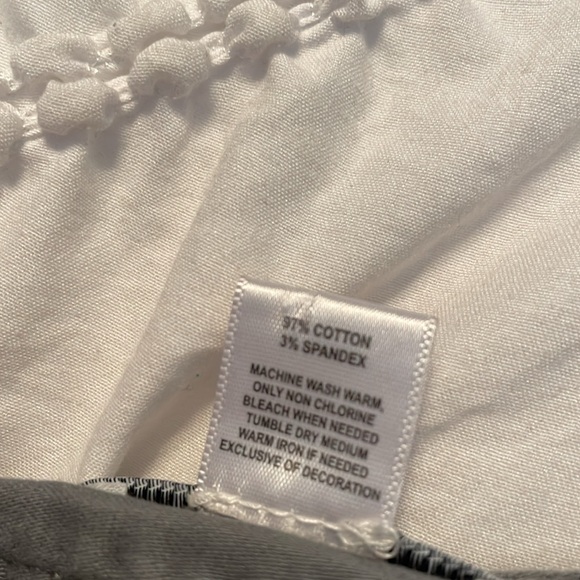 Ann Taylor Loft - size 2 - gray skirt- EUC - Picture 11 of 12